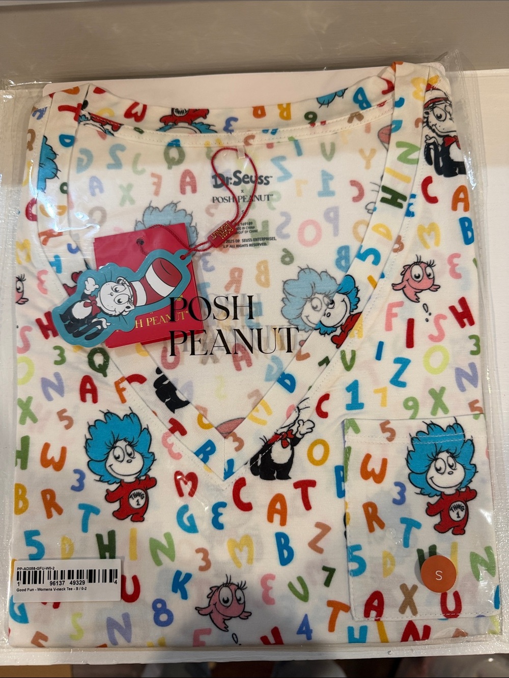 Posh Peanut Bamboo x Dr. Seuss Good Fun Women’s V-Neck Tee Small NWT